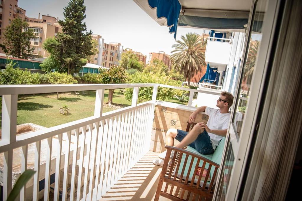 Piso Con Jardin Lejlighed Málaga Eksteriør billede