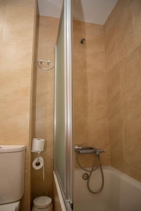 Piso Con Jardin Lejlighed Málaga Eksteriør billede