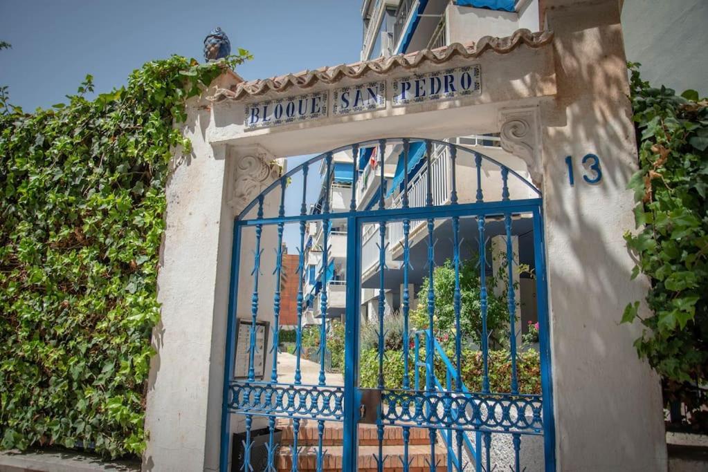 Piso Con Jardin Lejlighed Málaga Eksteriør billede